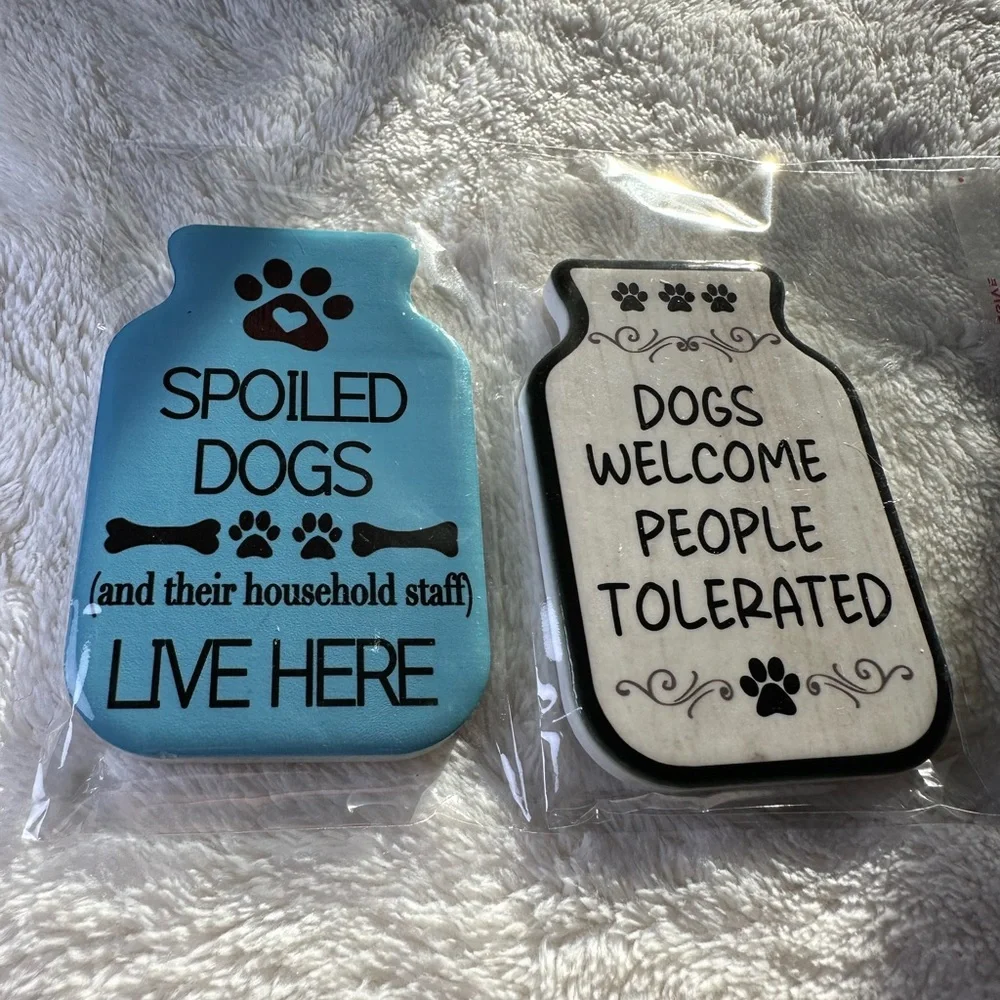 Magnet Set of 2 for Dog Lovers Adorable Kitchen Magnet Fridge or Anywhere NWT